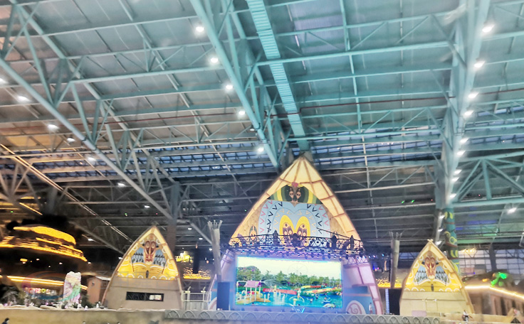 通用舞臺廣州某水世界項目，涉及舞臺燈光、音響及吊桿系統(tǒng)全面竣工，打造沉浸式演藝新標桿